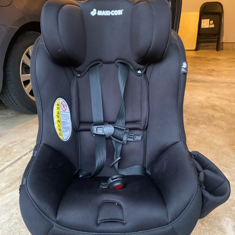 Maxi Cosi car seat